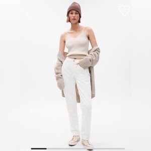 GAP mid rise girlfriend jean 31/12 tall in white